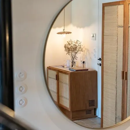 Chateau Les Crostes Lodge