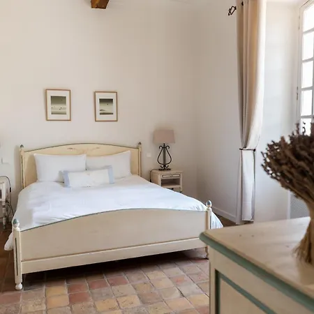 Lodge Chateau Les Crostes *